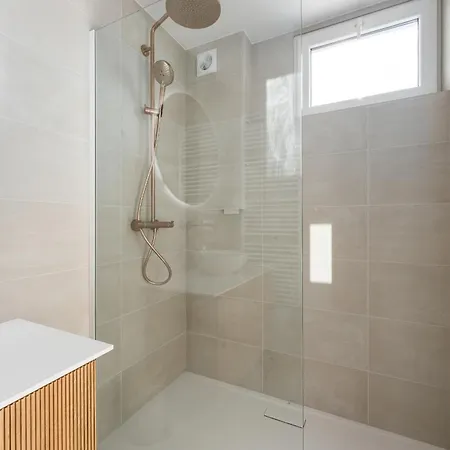 Apartment Romantisch Luxe Penthouse Met 2 Zonneterrassen *